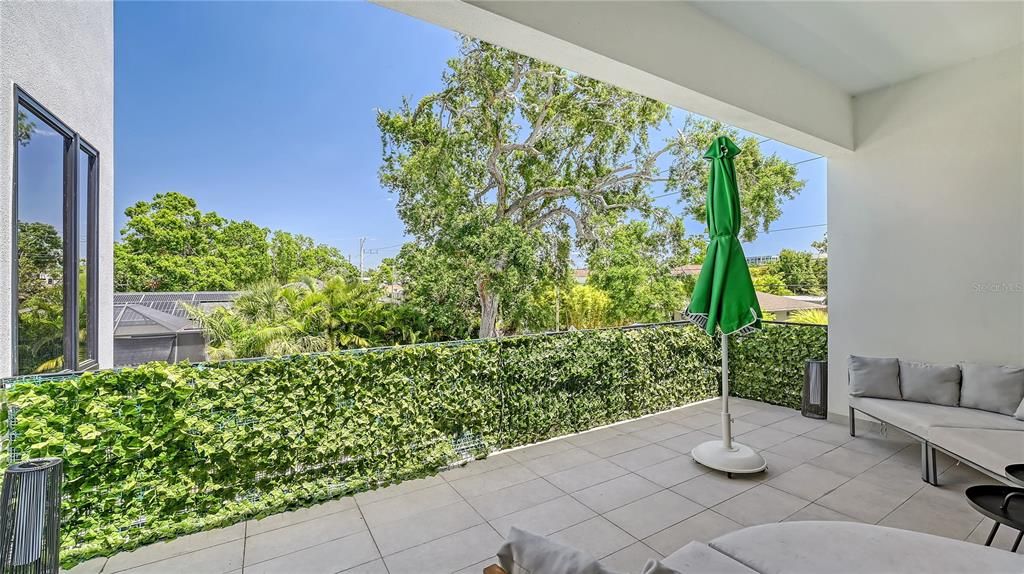 待售: $2,500,000 (4 贝兹, 0 浴室, 4451 平方英尺)