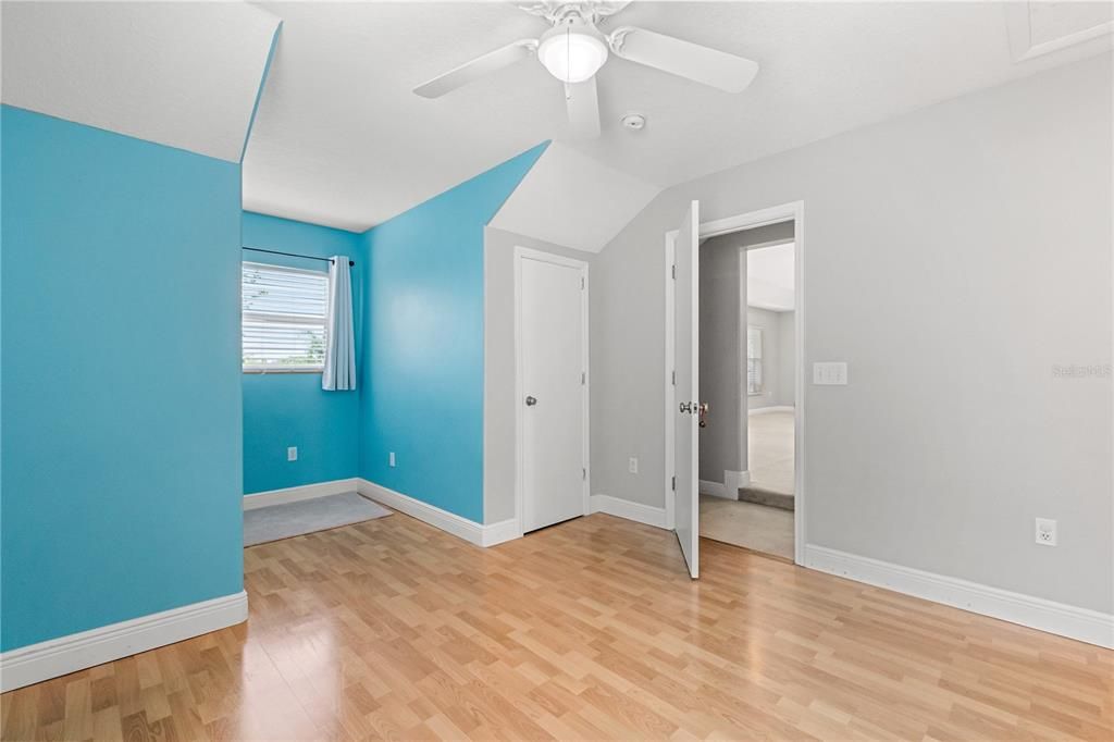 UPSTAIRS BEDROOM #4