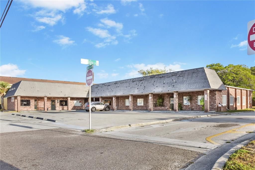 待售: $3,600,000 (0 贝兹, 0 浴室, 6640 平方英尺)