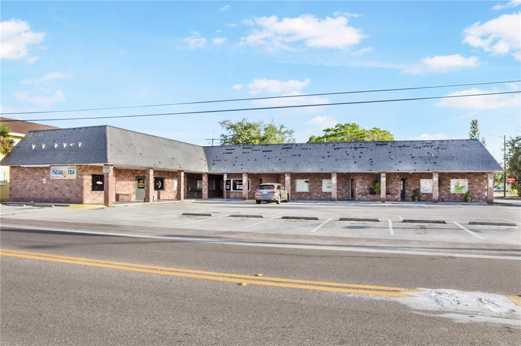 待售: $3,600,000 (0 贝兹, 0 浴室, 6640 平方英尺)