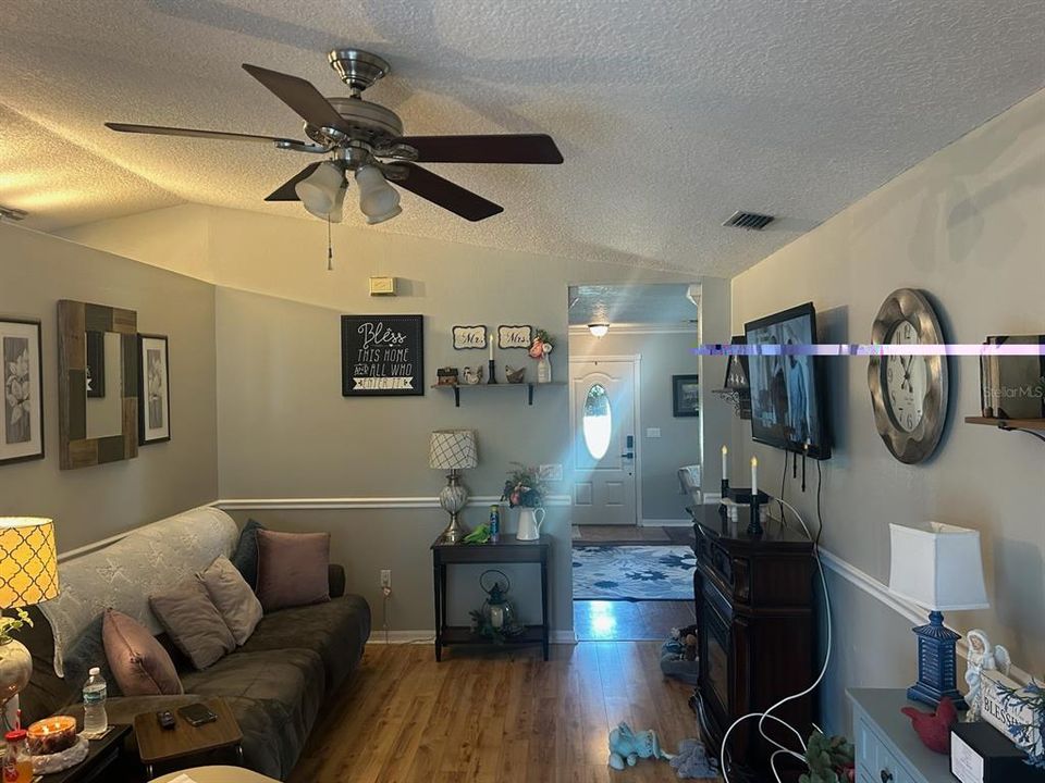 待售: $395,000 (3 贝兹, 2 浴室, 1792 平方英尺)