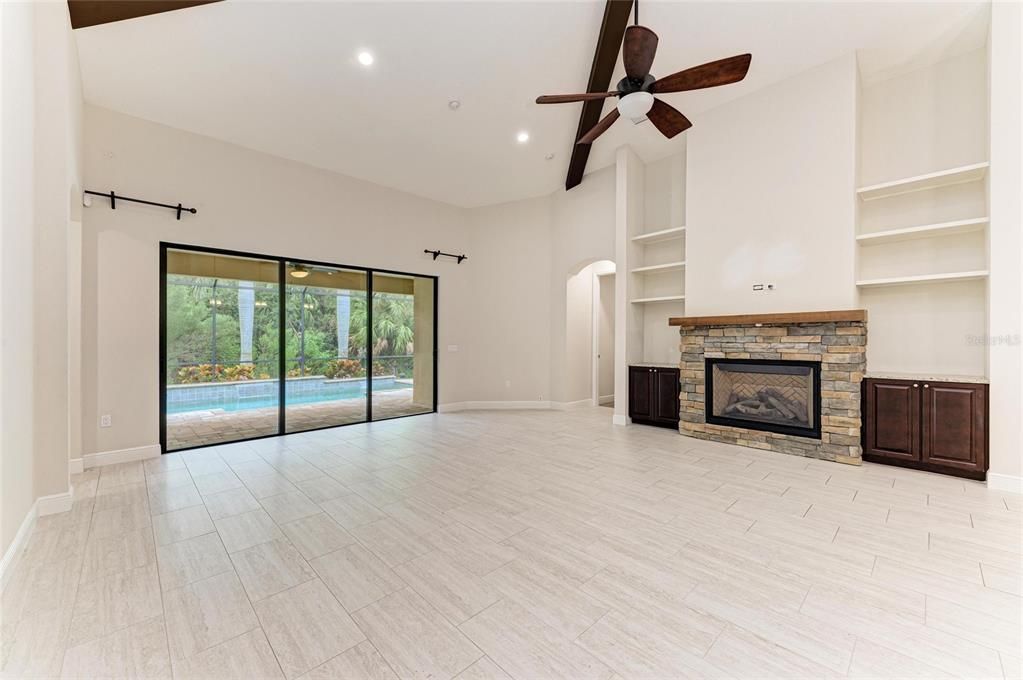 Active With Contract: $849,000 (4 beds, 4 baths, 3298 Square Feet)