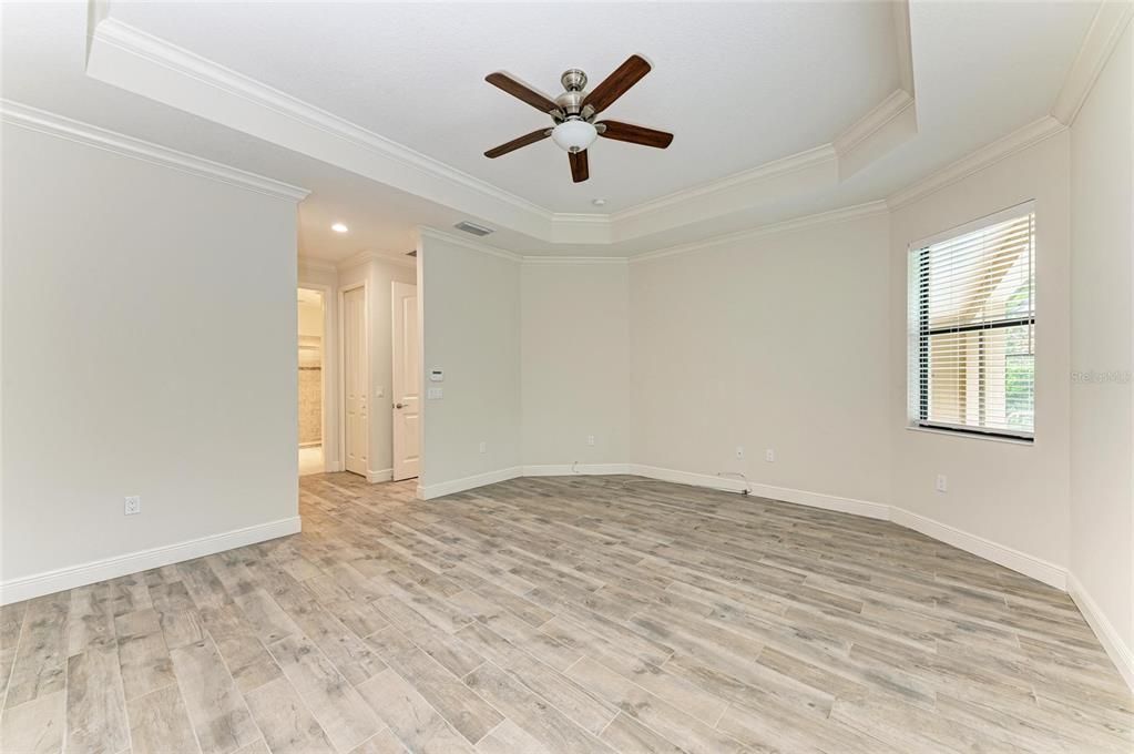 Active With Contract: $849,000 (4 beds, 4 baths, 3298 Square Feet)