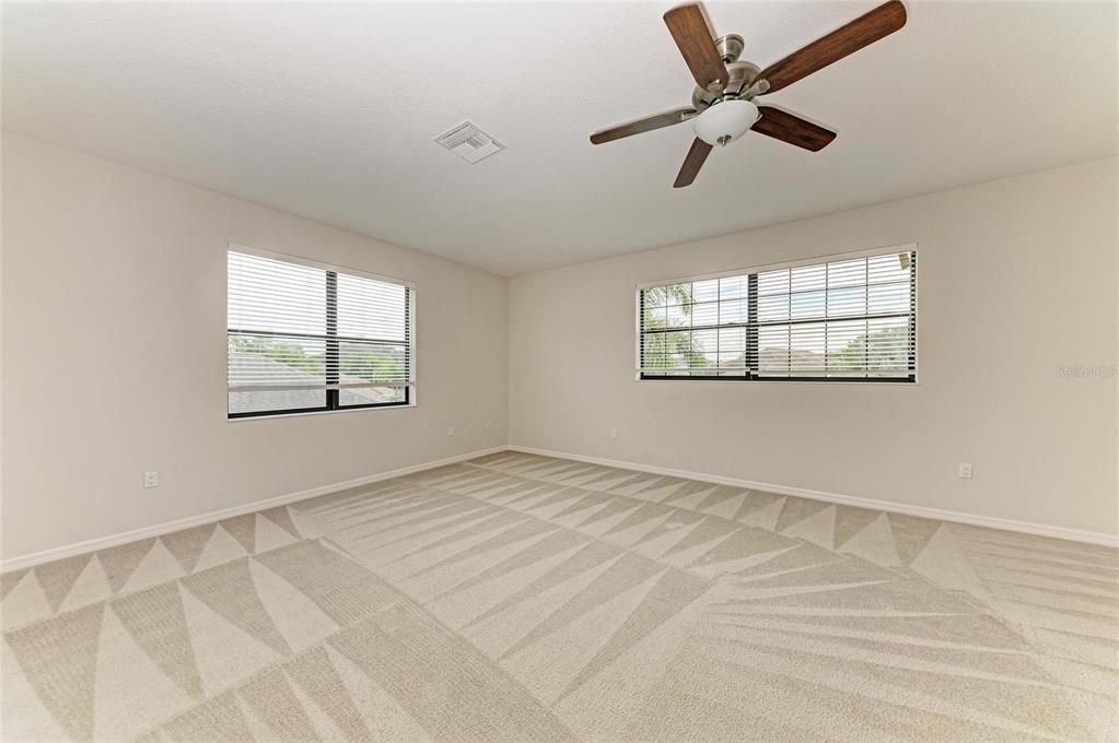 Active With Contract: $849,000 (4 beds, 4 baths, 3298 Square Feet)