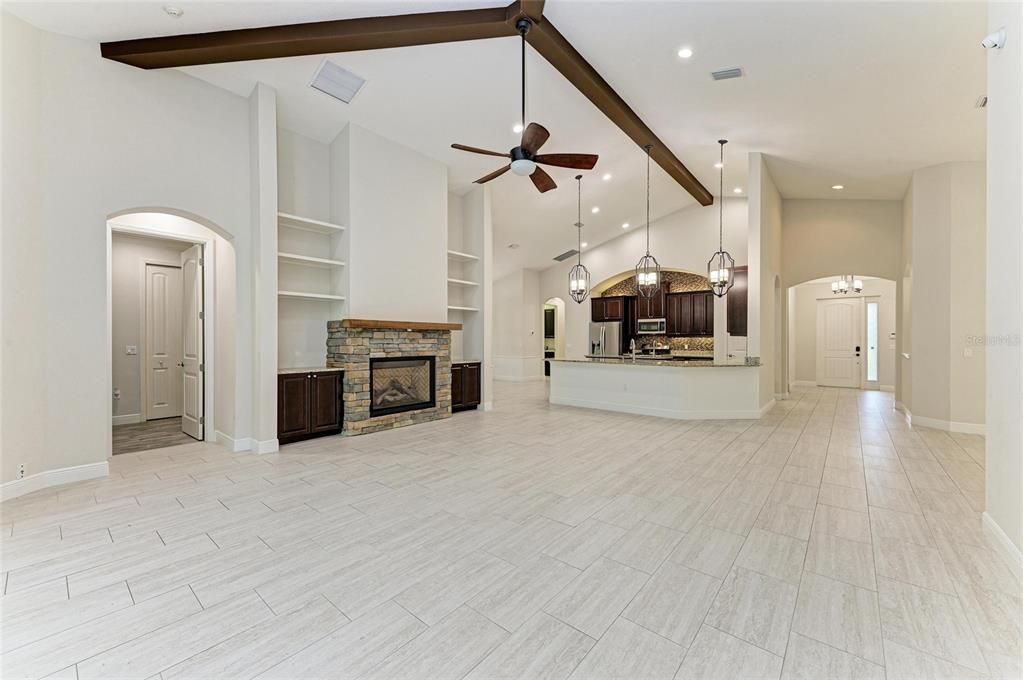 Active With Contract: $849,000 (4 beds, 4 baths, 3298 Square Feet)