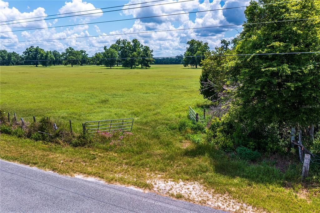 En Venta: $525,525 (54.90 acres)
