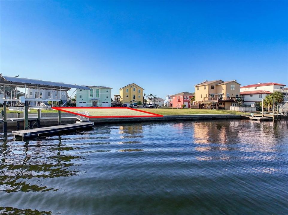 待售: $299,000 (0.15 acres)