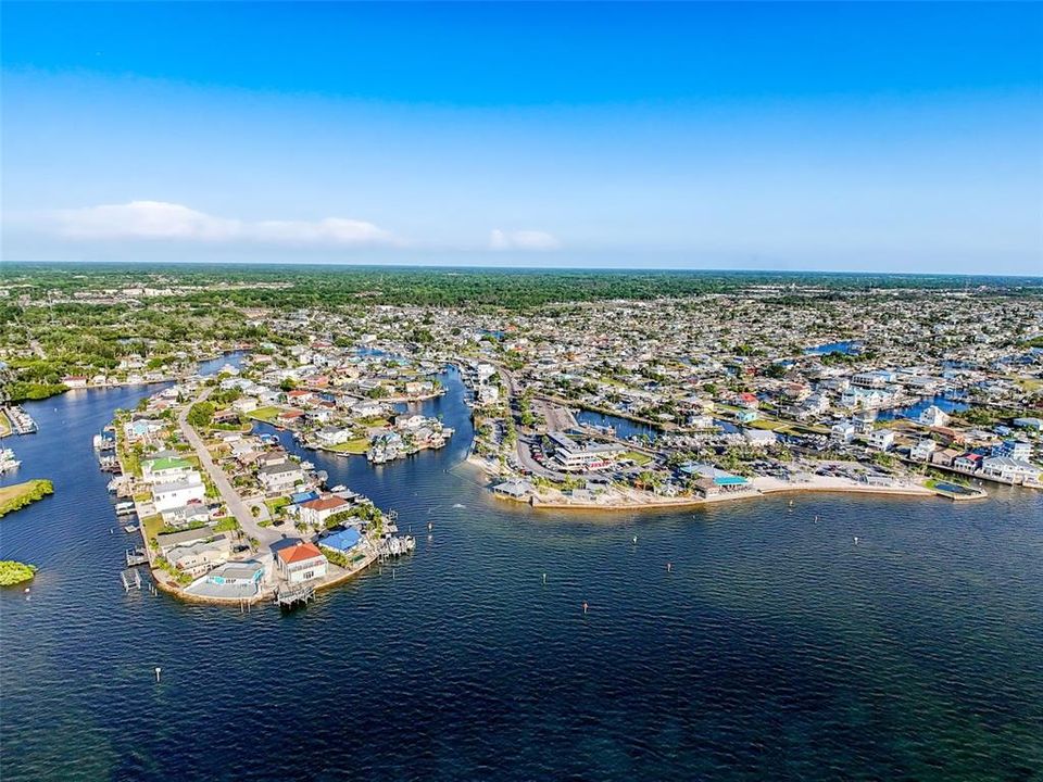 待售: $299,000 (0.15 acres)