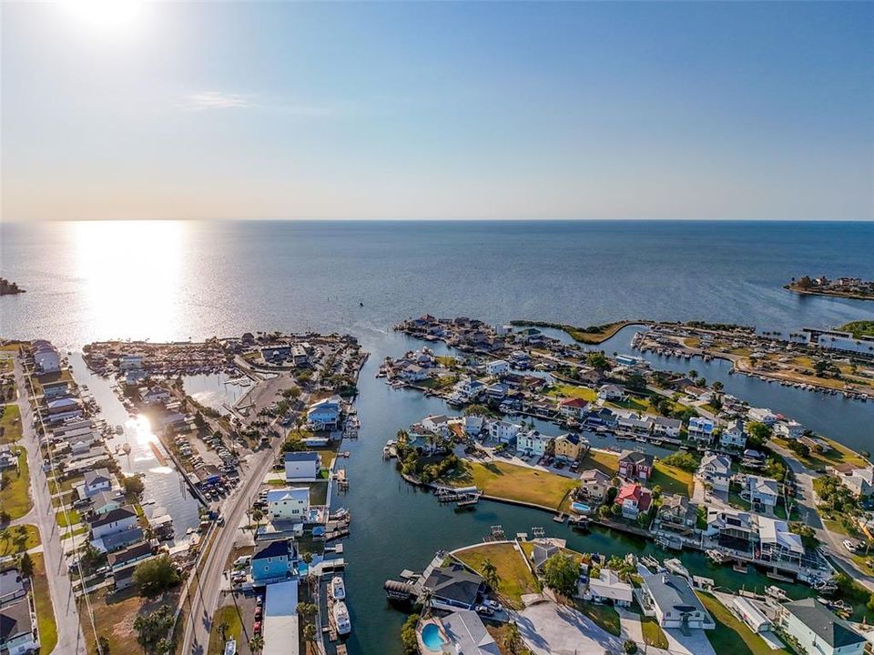 待售: $299,000 (0.15 acres)