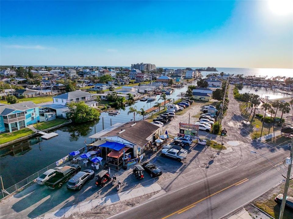 待售: $299,000 (0.15 acres)