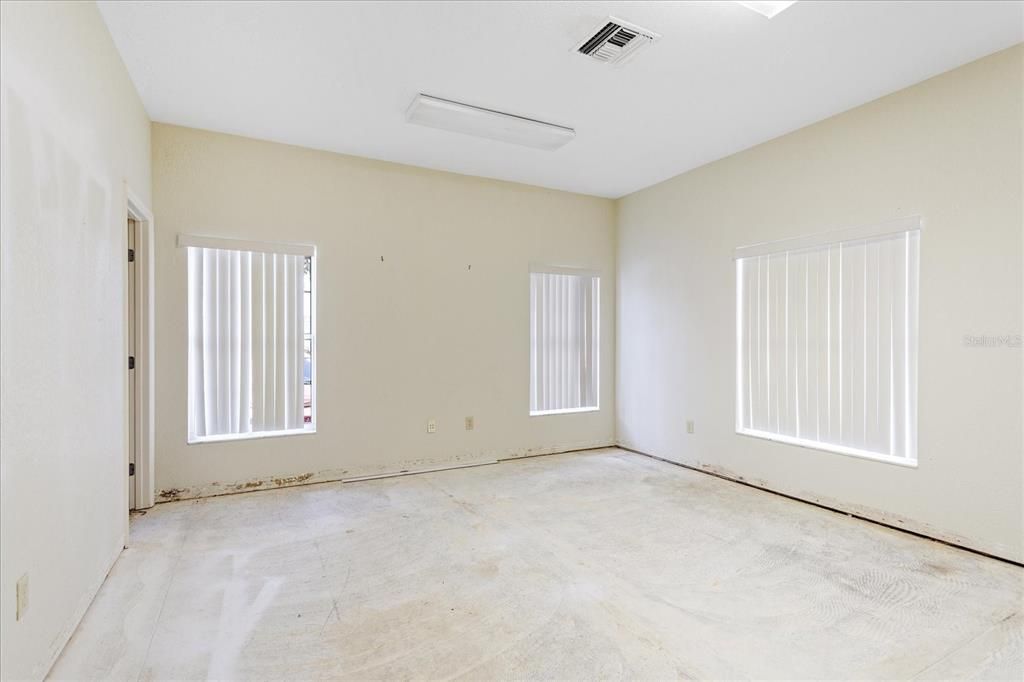 En Venta: $90,150 (0 camas, 0 baños, 3005 Pies cuadrados)