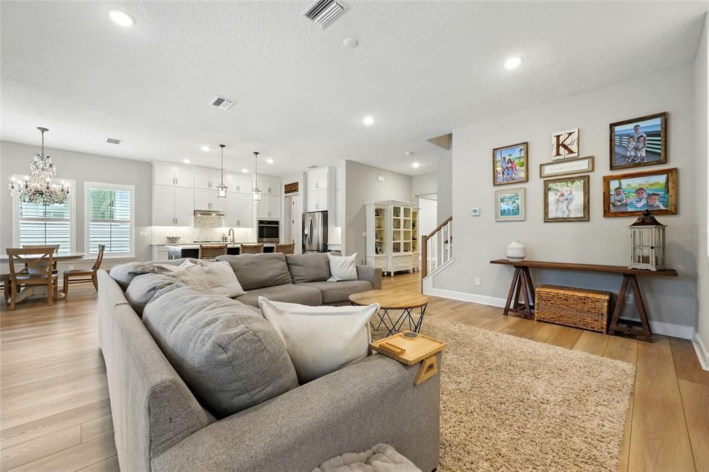 Active With Contract: $1,275,000 (5 beds, 3 baths, 3392 Square Feet)