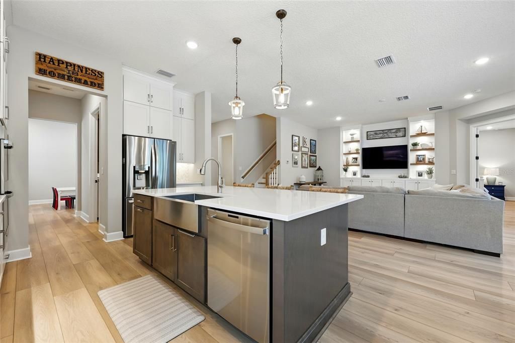 Active With Contract: $1,275,000 (5 beds, 3 baths, 3392 Square Feet)