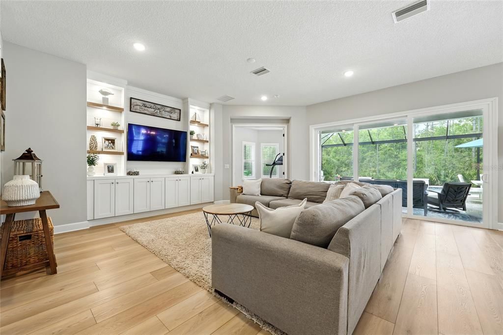 Active With Contract: $1,275,000 (5 beds, 3 baths, 3392 Square Feet)