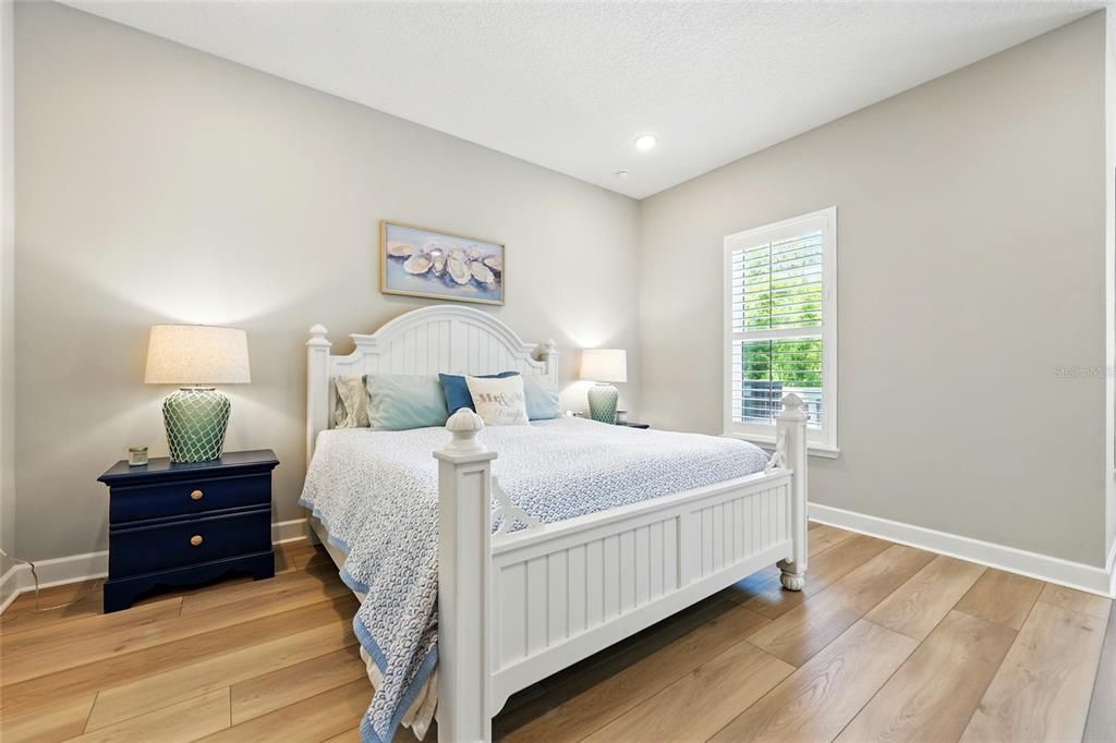 Active With Contract: $1,275,000 (5 beds, 3 baths, 3392 Square Feet)
