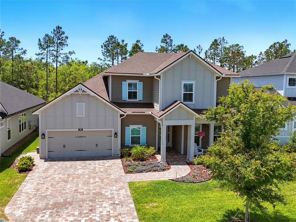 Active With Contract: $1,275,000 (5 beds, 3 baths, 3392 Square Feet)