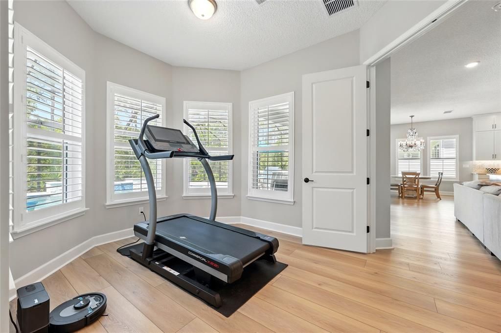 Active With Contract: $1,275,000 (5 beds, 3 baths, 3392 Square Feet)