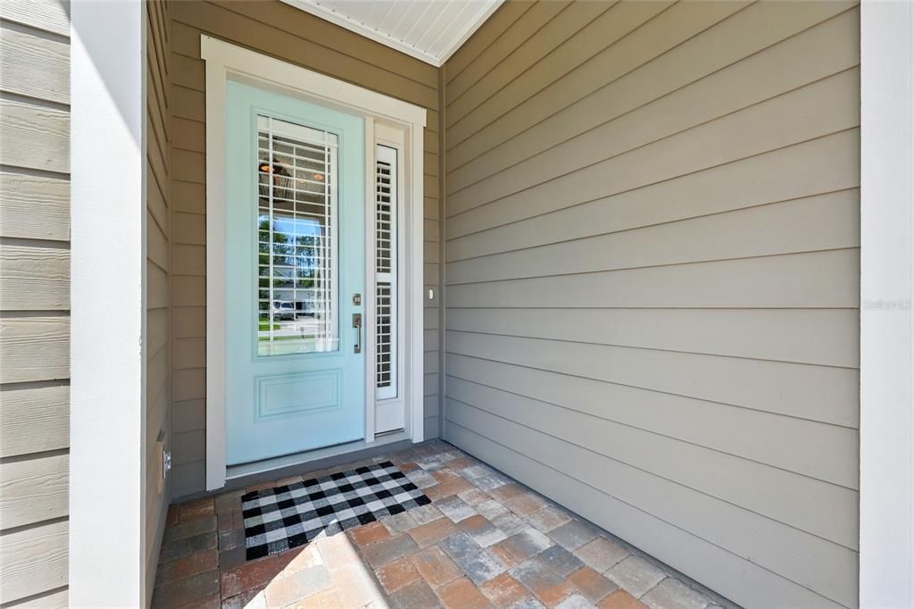 Active With Contract: $1,275,000 (5 beds, 3 baths, 3392 Square Feet)