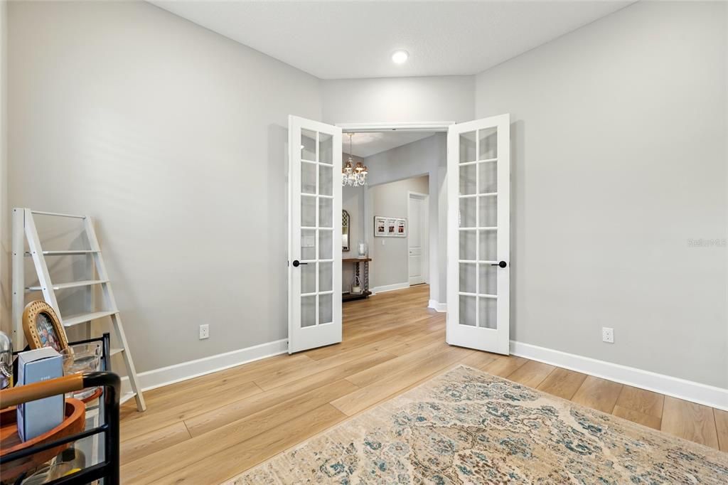 Active With Contract: $1,275,000 (5 beds, 3 baths, 3392 Square Feet)