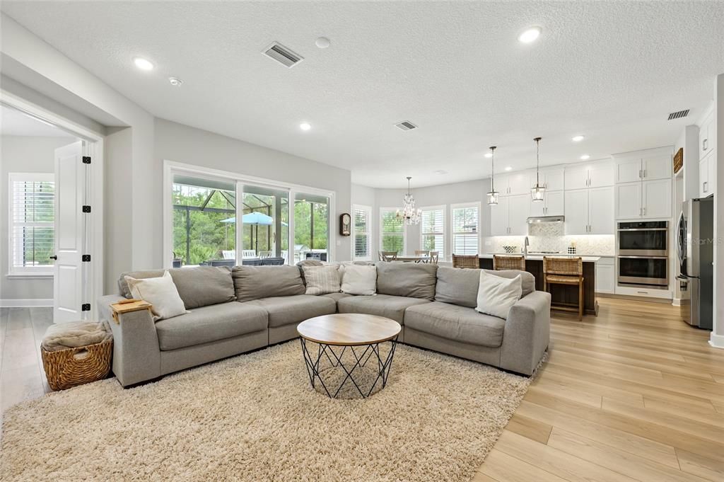 Active With Contract: $1,275,000 (5 beds, 3 baths, 3392 Square Feet)