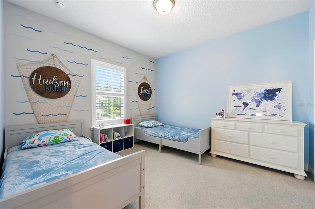 Active With Contract: $1,275,000 (5 beds, 3 baths, 3392 Square Feet)