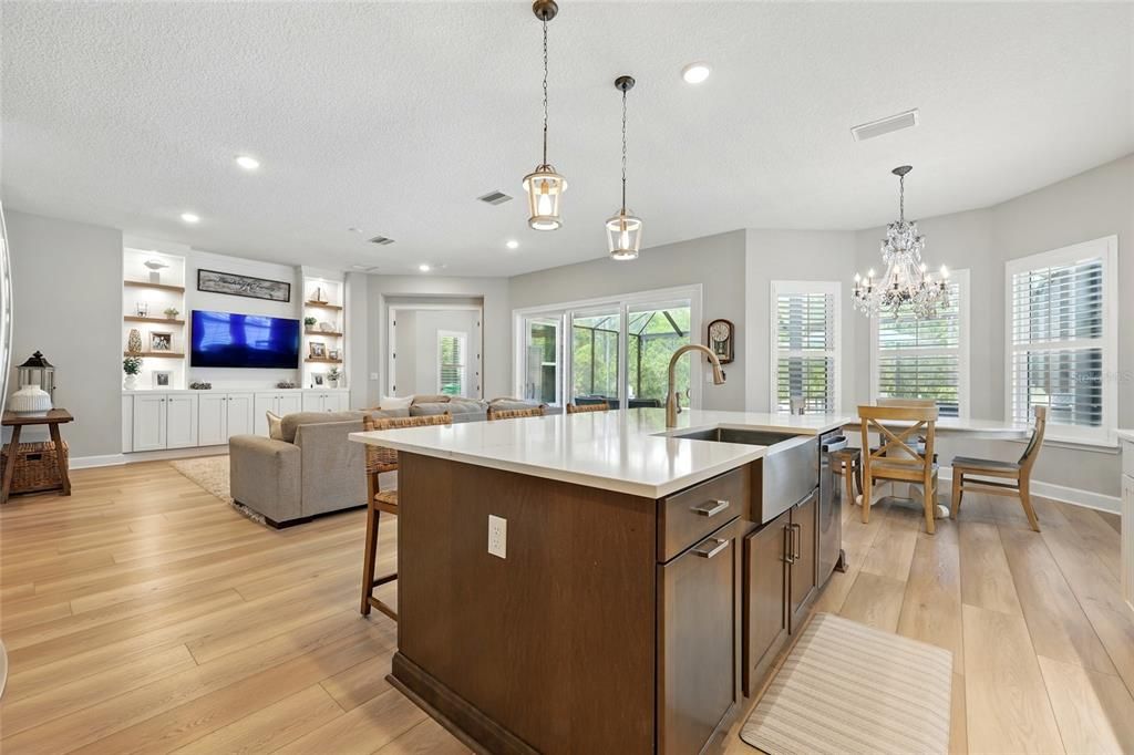 Active With Contract: $1,275,000 (5 beds, 3 baths, 3392 Square Feet)
