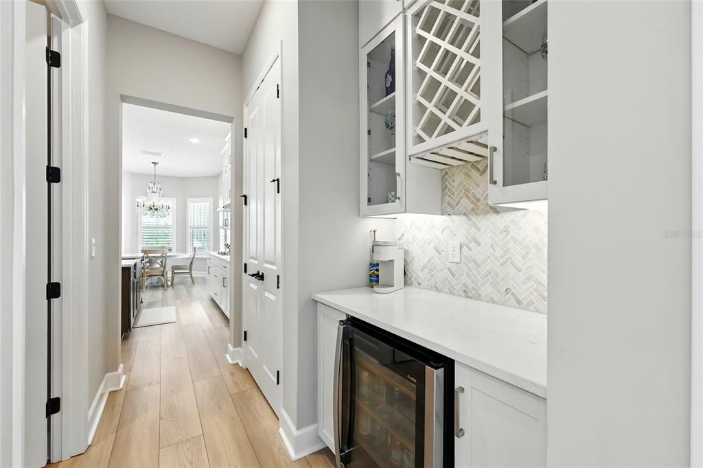 Active With Contract: $1,275,000 (5 beds, 3 baths, 3392 Square Feet)