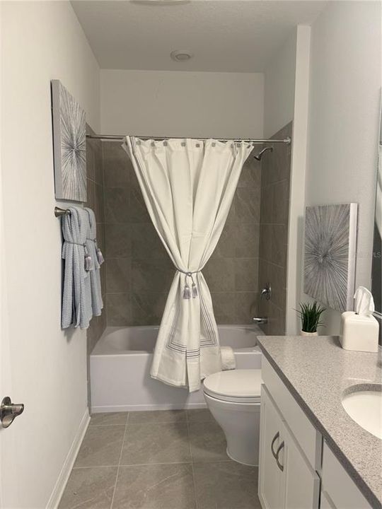 En Renta: $6,000 (3 camas, 2 baños, 1800 Pies cuadrados)