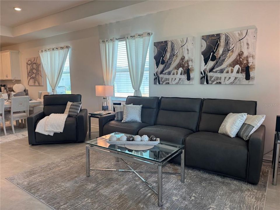 En Renta: $6,000 (3 camas, 2 baños, 1800 Pies cuadrados)