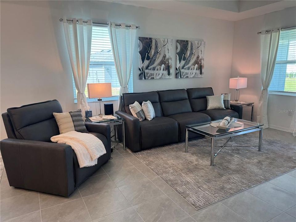 En Renta: $6,000 (3 camas, 2 baños, 1800 Pies cuadrados)