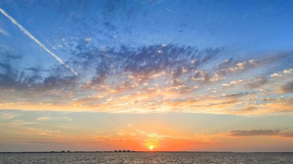 En Venta: $5,500,000 (0.89 acres)