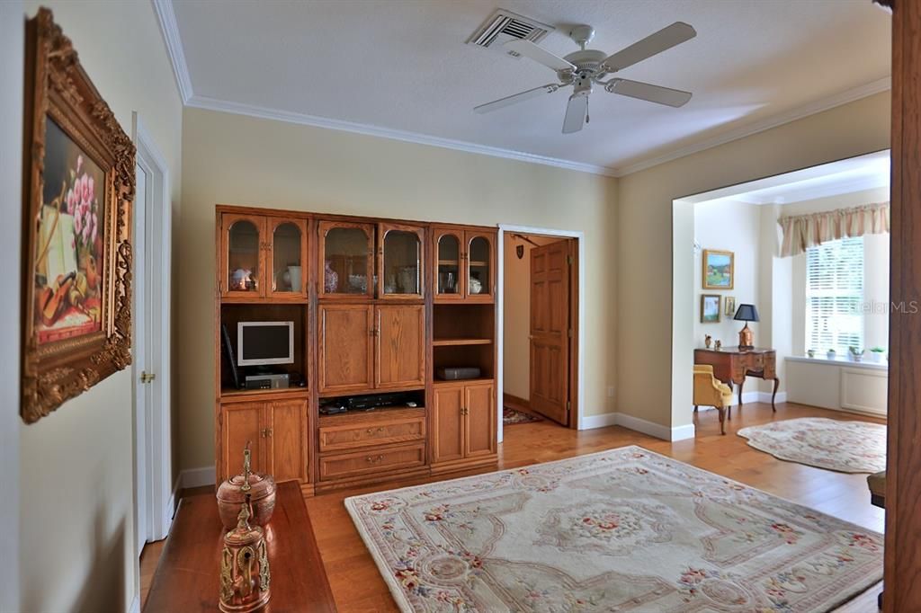 待售: $887,475 (3 贝兹, 3 浴室, 3409 平方英尺)