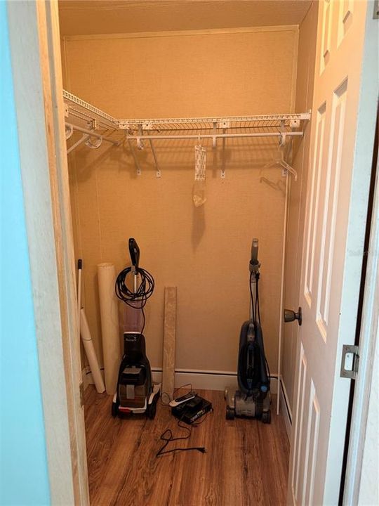 Activo con contrato: $224,900 (2 camas, 2 baños, 1144 Pies cuadrados)