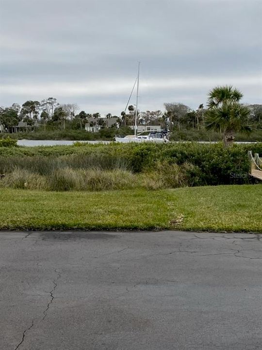 Activo con contrato: $224,900 (2 camas, 2 baños, 1144 Pies cuadrados)