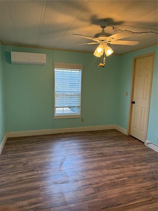 Activo con contrato: $224,900 (2 camas, 2 baños, 1144 Pies cuadrados)