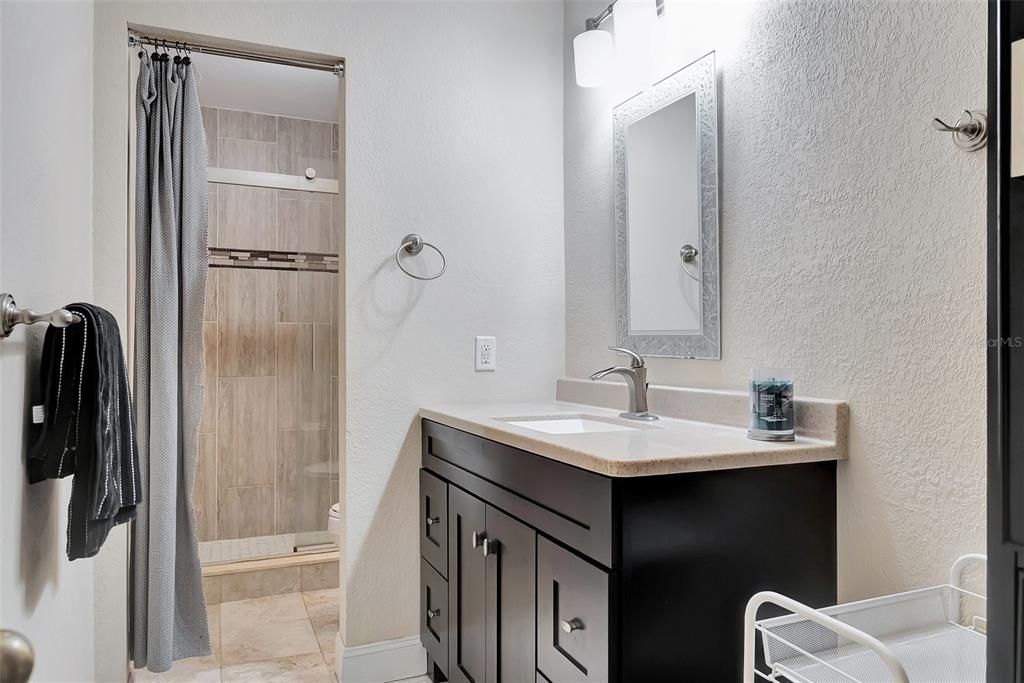 待售: $495,000 (4 贝兹, 2 浴室, 2420 平方英尺)