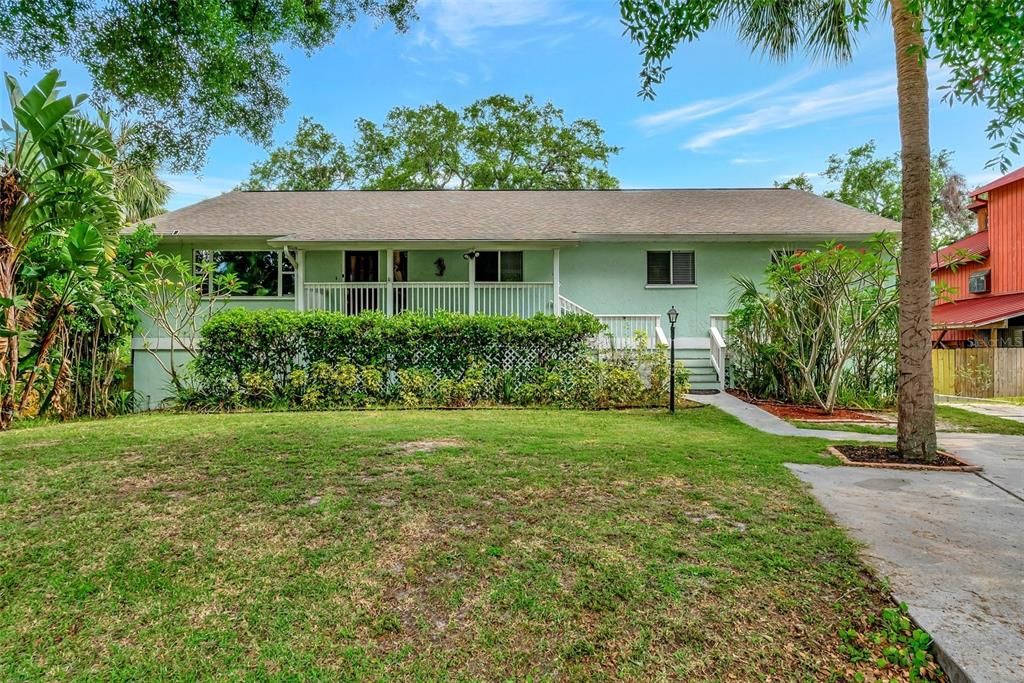 待售: $495,000 (4 贝兹, 2 浴室, 2420 平方英尺)