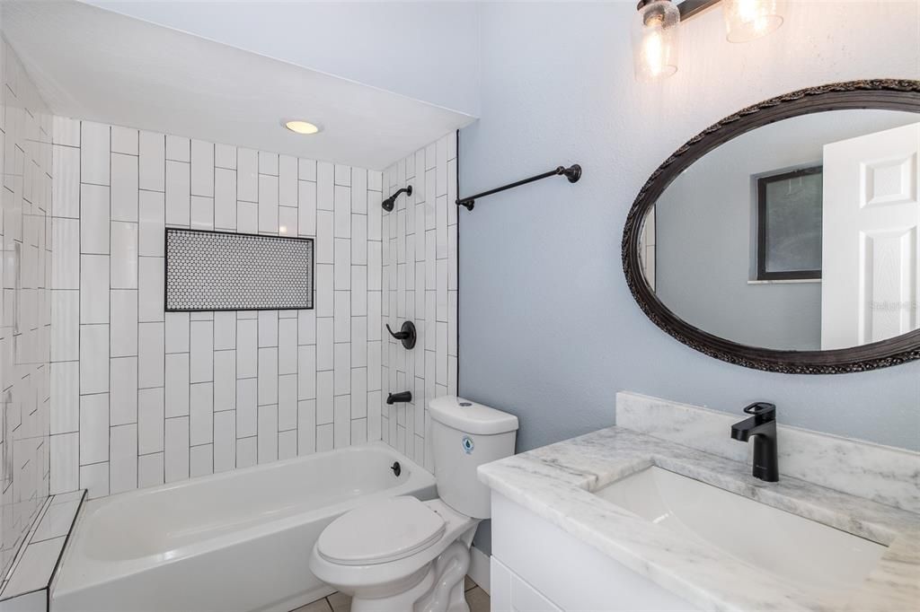 Active With Contract: $498,000 (3 beds, 3 baths, 1708 Square Feet)