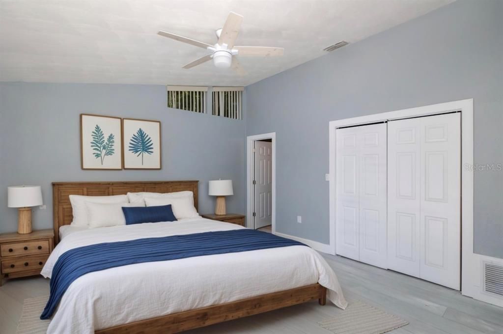 Active With Contract: $498,000 (3 beds, 3 baths, 1708 Square Feet)