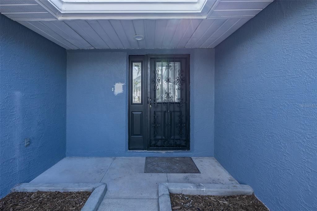 Active With Contract: $498,000 (3 beds, 3 baths, 1708 Square Feet)