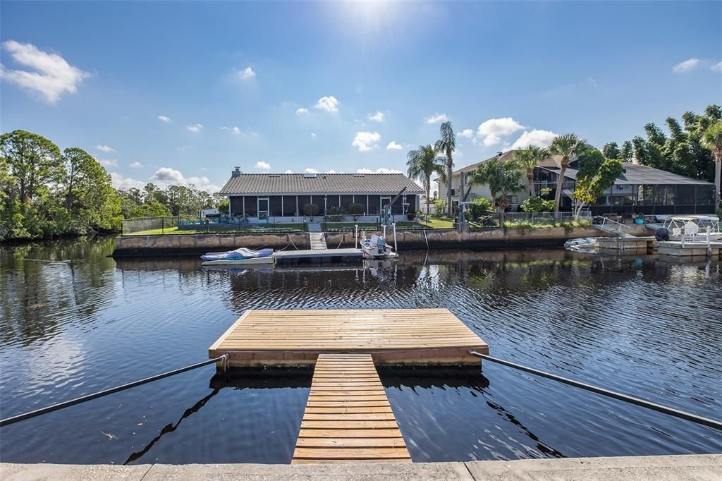 Active With Contract: $498,000 (3 beds, 3 baths, 1708 Square Feet)