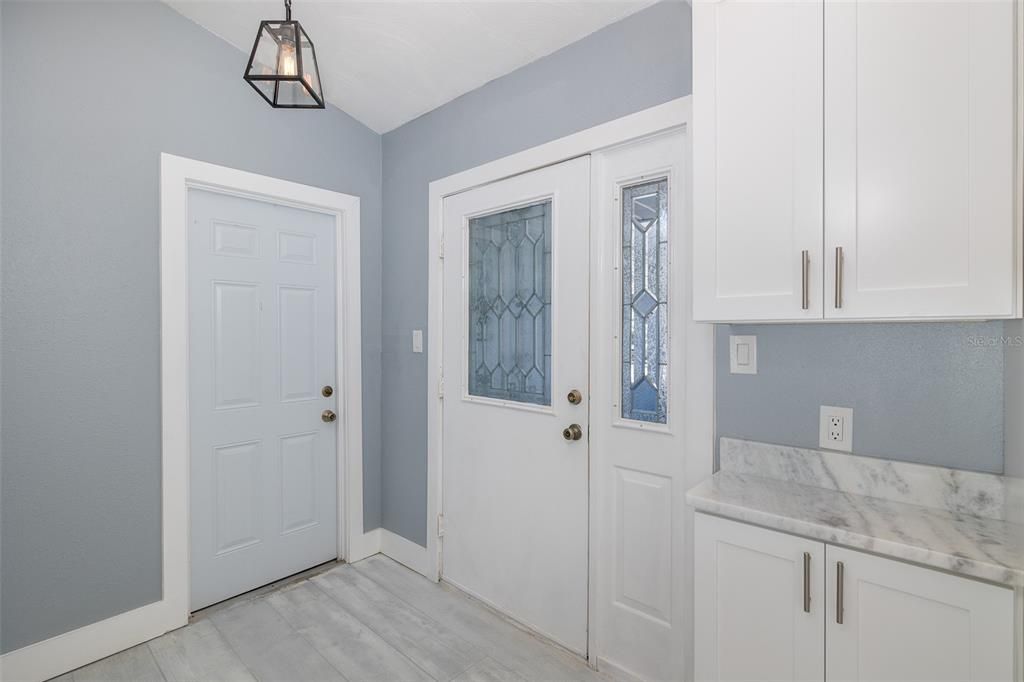 Active With Contract: $498,000 (3 beds, 3 baths, 1708 Square Feet)