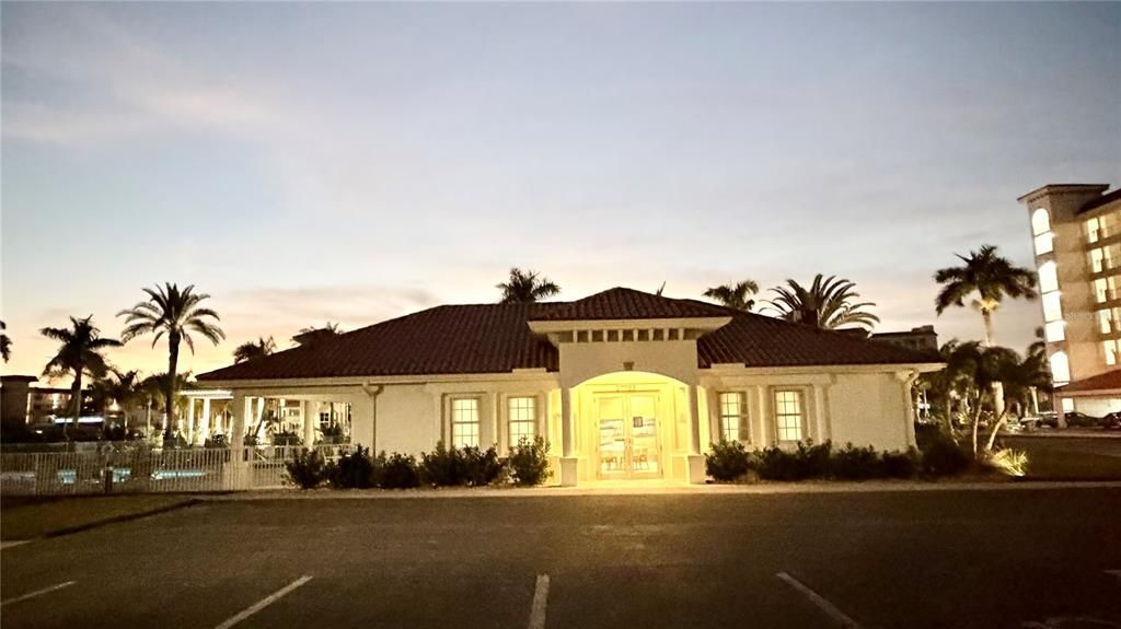 待售: $1,049,000 (3 贝兹, 3 浴室, 1995 平方英尺)