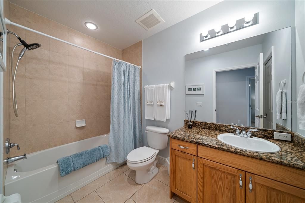 待售: $1,049,000 (3 贝兹, 3 浴室, 1995 平方英尺)