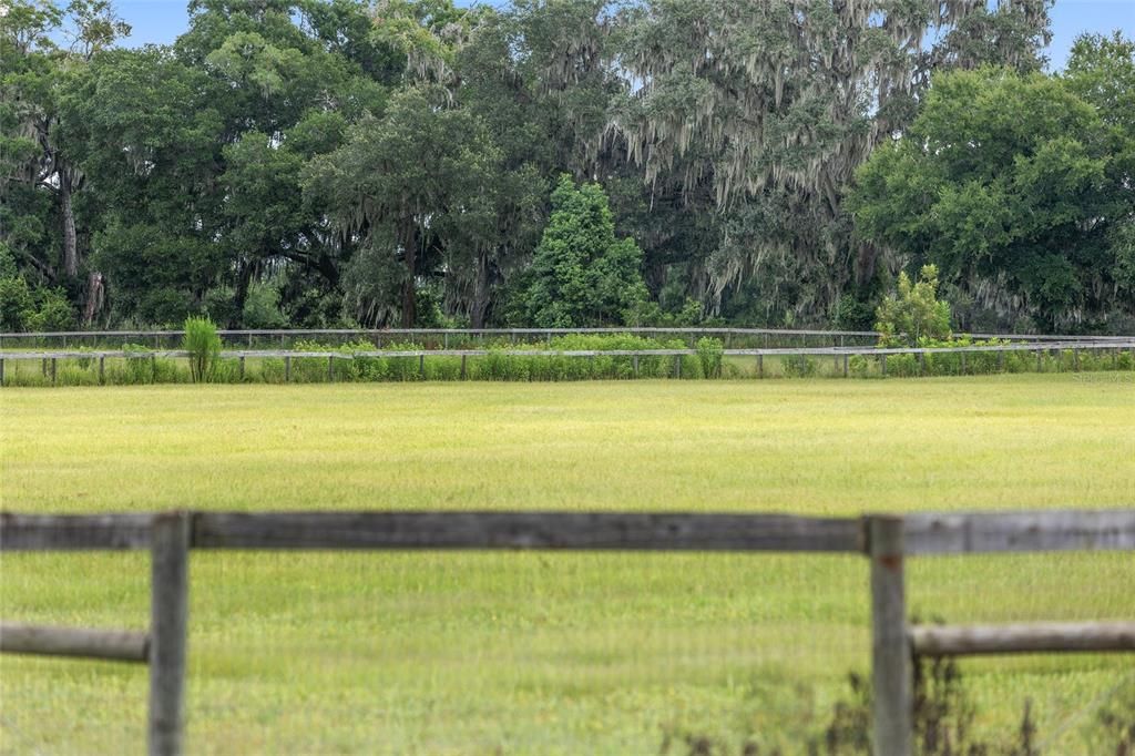 For Sale: $1,999,000 (1 beds, 1 baths, 2088 Square Feet)