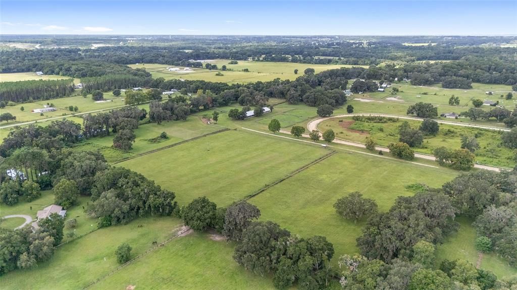 For Sale: $1,999,000 (1 beds, 1 baths, 2088 Square Feet)