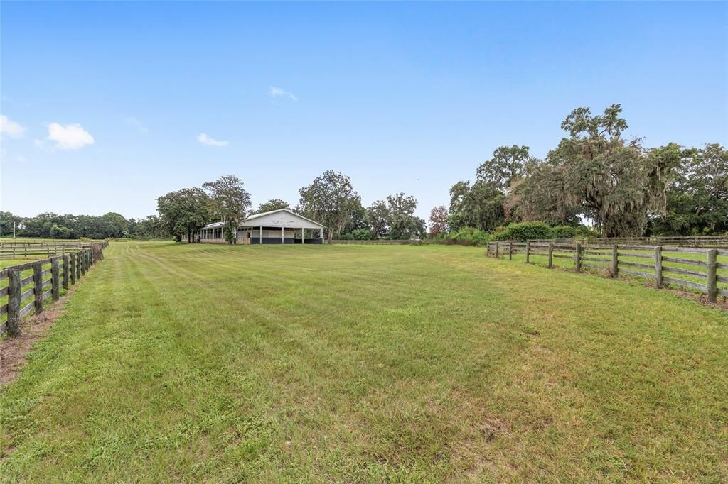 For Sale: $1,999,000 (1 beds, 1 baths, 2088 Square Feet)