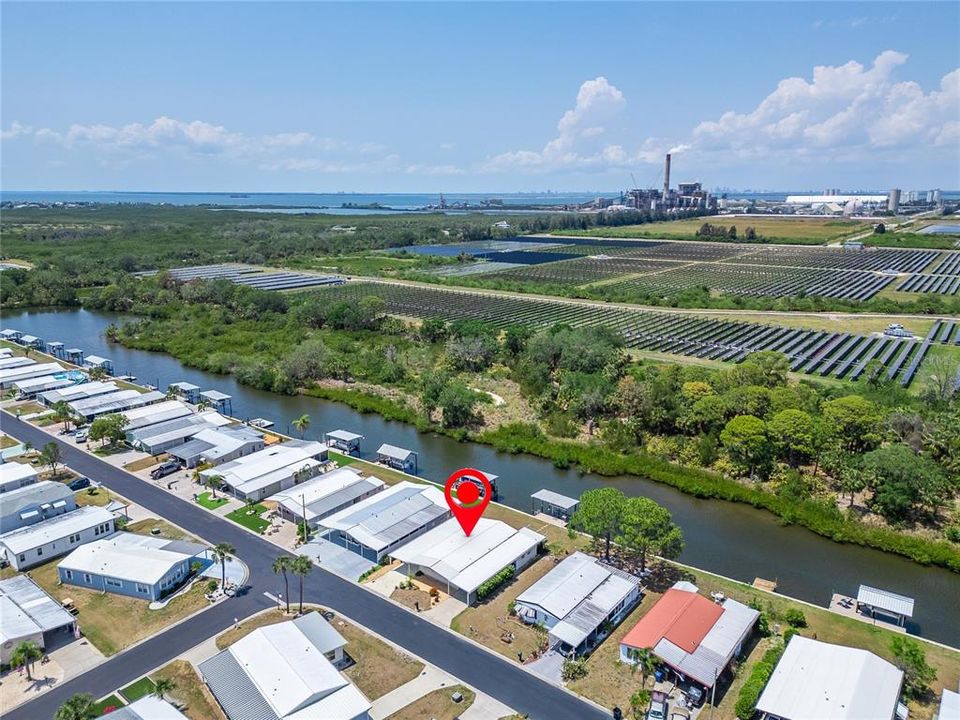 Под контрактом: $289,000 (2 спален, 2 ванн, 1200 Квадратных фут)