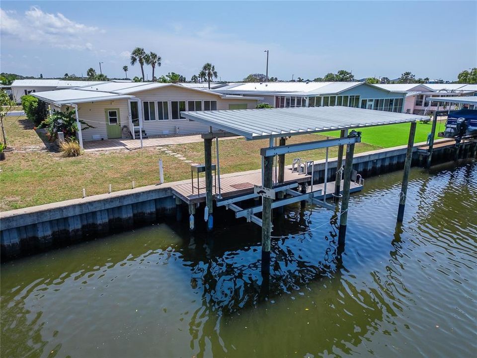 Под контрактом: $289,000 (2 спален, 2 ванн, 1200 Квадратных фут)