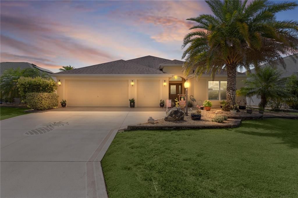 Недавно продано: $549,900 (3 спален, 2 ванн, 1957 Квадратных фут)